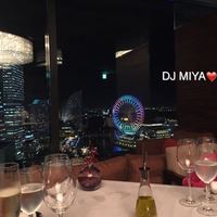 横浜モノリス - 