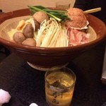 Sumou Chaya Terao - 鍋の具材★
                        見ての通り、鉢がすんごい大きさ。
                        