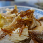 大同火雞肉飯 - 火雞肉は比較的大きく角切りにされています。