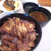 厳選洋食さくらい - 黒豚の生姜焼き丼