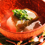 Hana sanshou - 日本全国の旬の味覚を御用意しております。早春の季節感溢れる京料理の数々を御堪能下さい。