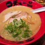 天下一品 高円寺店 - こってり並（丼は白と赤が混在してます）テンイチの日だからかな？