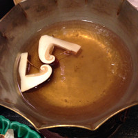帰燕 - まず、お出汁に松茸の香りを移します