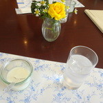 モーニング - 試食サービスのヨーグルト