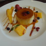 ヨーグルトのプリンアラモード