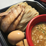 麺屋一燈 - 濃厚魚介つけ麺：¥800