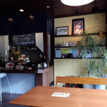 タロ コーヒー - 落ち着く店内✨