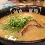 河童ラーメン本舗 - 料理写真:河童ラーメン 玉子入り 820円