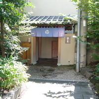 泉岳寺門前 紋屋 - 境内側の入口