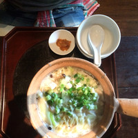 雪梅花 菜根譚 - 鶏ぶつ切り葱鍋麺(￥1200)→豚饅頭・香の物付き