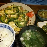 Okinawa Soba - ゴーヤチャンプルー定食 1030円