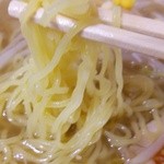 台湾料理 福祥閣 - 麺アップ