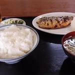 たけうち食堂 - 魚定食（650円）