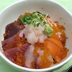 コスタ - 海鮮丼