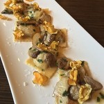 カーサ・デル・チーボ - 仔羊を詰めたラヴィオリ フレッシュポルチーニ和え