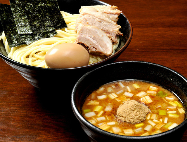 つけ麺屋しずく - 勾当台公園（つけ麺）の写真