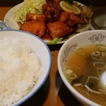 北京料理 竜馬 - とりの味付け唐揚げ定食 950円