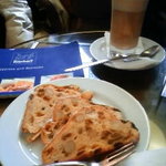 Rischart - シュトーレンとカフェラテ