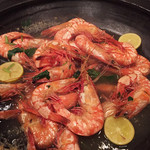 居酒屋 遊膳 - 足赤エビの酒蒸し