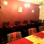 ローストチキンダイニング 吉田チキン - アンティーク落ち着いた空間・・