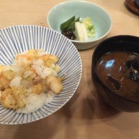てんぷら 山の上 Roppongi 東京ミッドタウン店 - シメの天バラ