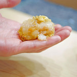 初音鮨 - 伊勢海老と味噌の握り