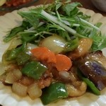 ユンタン カフェ - 鶏の甘酢あんかけ