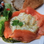 ル・フィヤージュ - サーモンの中にホタテがゴロゴロ入ってます