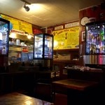 Big Nick's Pizza Joint - いかにもな店内の雰囲気に好感！