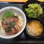 ウラニワ - りゅうきゅう丼（2015年9月来店）