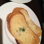洋食レストラン ロッキー - セットのパン