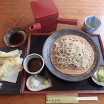 Soba Ikeda - 天ザル　1500円。美しい姿です