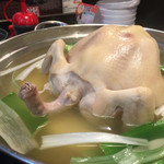 Konnuntakkammari - 2015/8月 鶏一匹コース(2〜3人前¥4400)の鶏一匹鍋