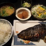 魚目 - 本日の焼き魚定食 鯖の塩焼き(¥800-)