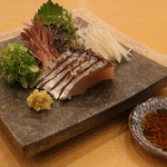オーガニックレストラン 海 - ヒラマサの炭炙　タタキ