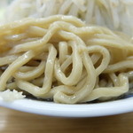 ラーメン アカリケン - 麺