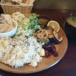 GotZA - ランチプレート    栗御飯