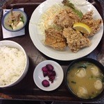 一膳や - 唐揚げ定食です。