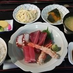 居酒屋 己 - 刺身ランチ(通常版)