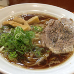 とんこつらーめん ひかり - 富山ブラック