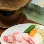 湯宿小国のオーベルジュ わいた館 - 黒豚陶板焼き