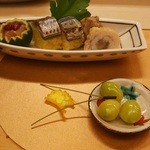 露庵 菊乃井 - 八寸（鱧、秋刀魚の鮨・サフランライス、茶巾、銀杏など）