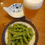 藍屋 - 枝豆とグラスビール
