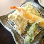 矢乃家 - えび、獅子唐、南瓜、ナス、シメジの天ぷら