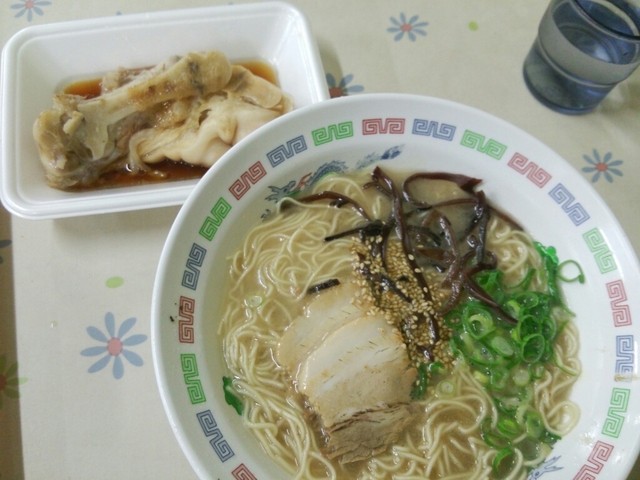 びっくり市内 びっくり食堂 直方市 激安豚骨 W 豚骨 00 ブヒ By らいむ2209 びっくり食堂 感田 定食 食堂 食べログ