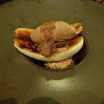 グリーチネ - モンキーバナナとキャラメルショコラのジェラート タルト仕立て