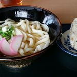 レスト斯城 - うどん+おにぎり=500円