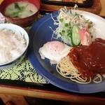 Newカリオカ - ハンバーグ定食（700円）
