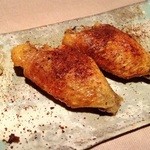 じどりや 穏座 - （2015.9）淡海地鶏の手羽先塩焼き♪