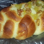 石窯パン工房 グレンツェン - クルミ栗